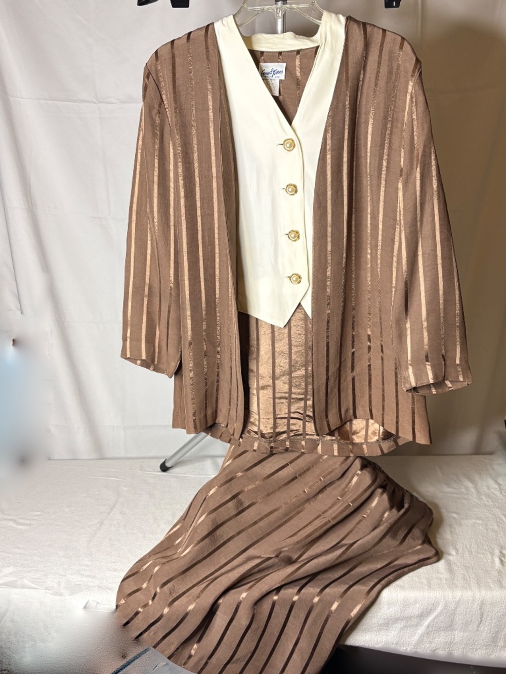 Vtg 80s Good Times 2 Piece Skirt Set 12P Brown/Metallic Stripes Faux Pearl USA